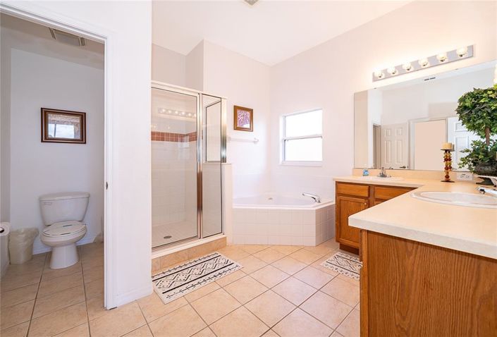 Image No.21-5 Bed House for sale