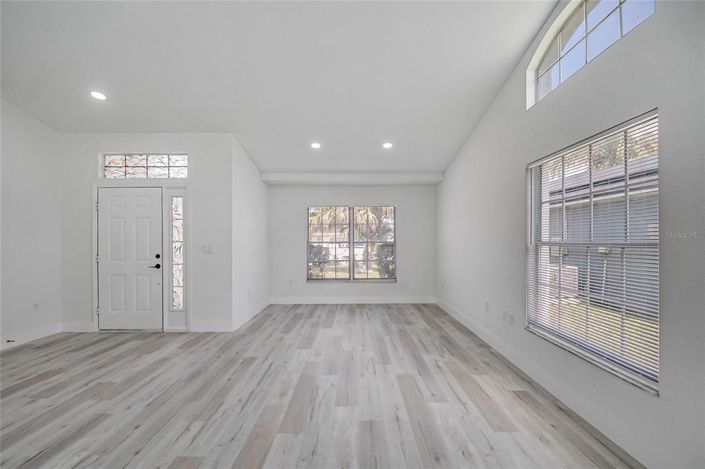 Image No.35-3 Bed House for sale
