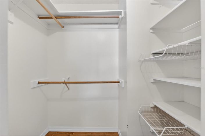 Image No.20-3 Bed House for sale