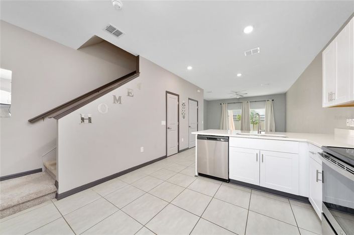 Image No.10-2 Bed Townhouse for sale