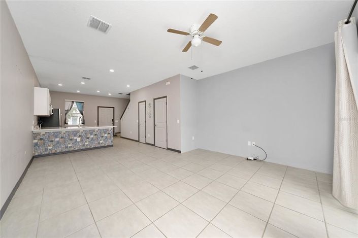 Image No.5-2 Bed Townhouse for sale