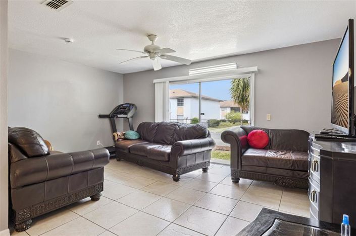 Image No.4-2 Bed Townhouse for sale