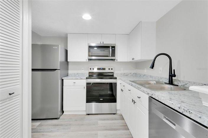Image No.7-3 Bed Apartment for sale