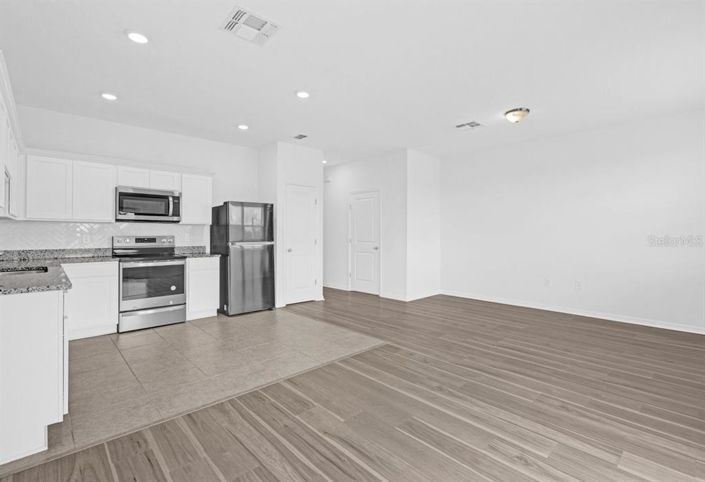 Image No.5-3 Bed Townhouse for sale