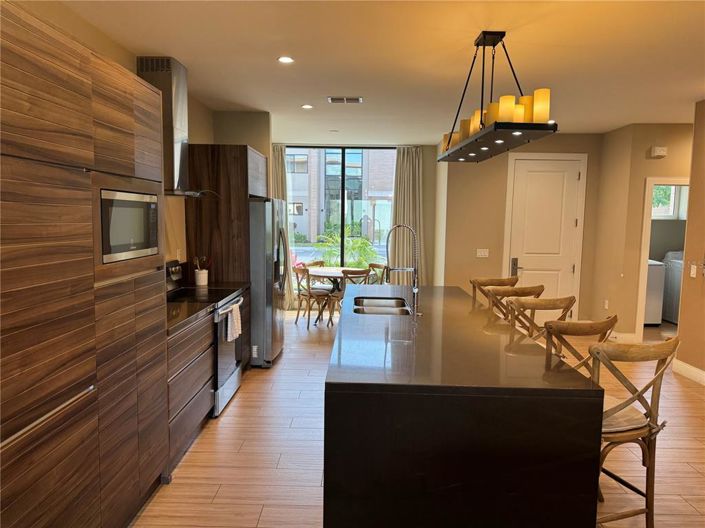 Image No.7-Appartement de 4 chambres à vendre à Saint John