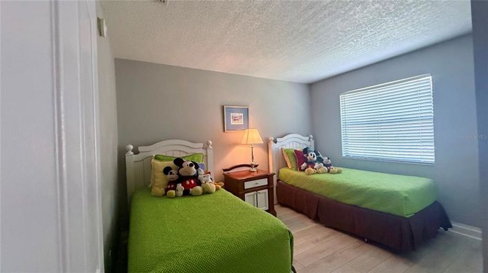 Image No.3-2 Bed Townhouse for sale