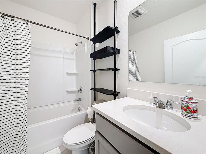 Image No.43-5 Bed House for sale