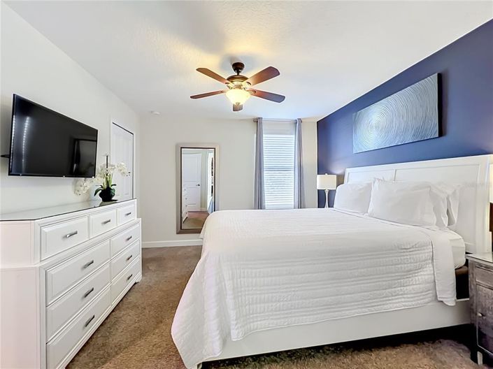 Image No.30-8 Bed House for sale