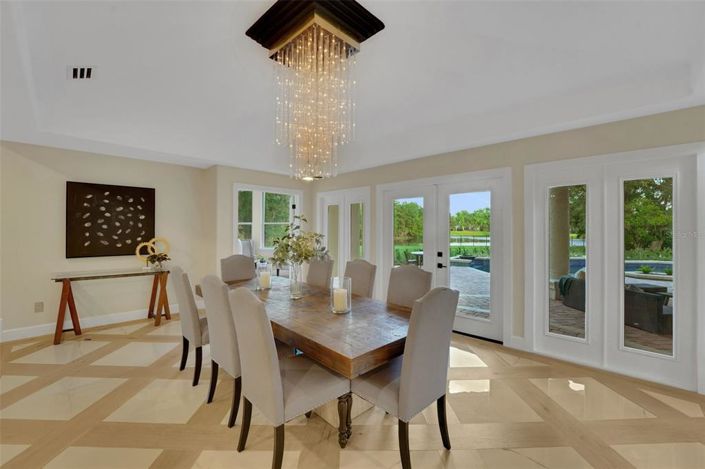 Image No.33-7 Bed House for sale