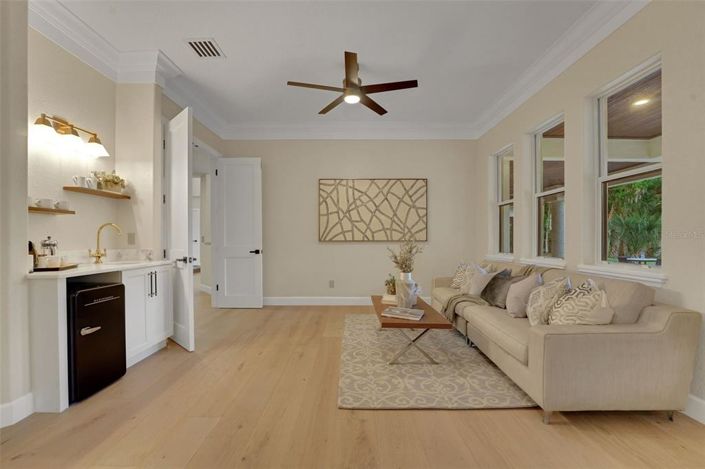 Image No.56-7 Bed House for sale