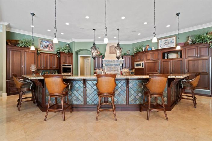 Image No.14-7 Bed House for sale