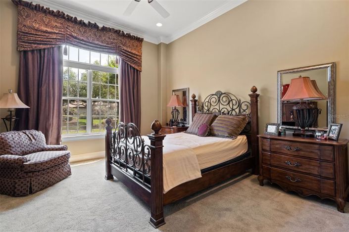 Image No.56-7 Bed House for sale