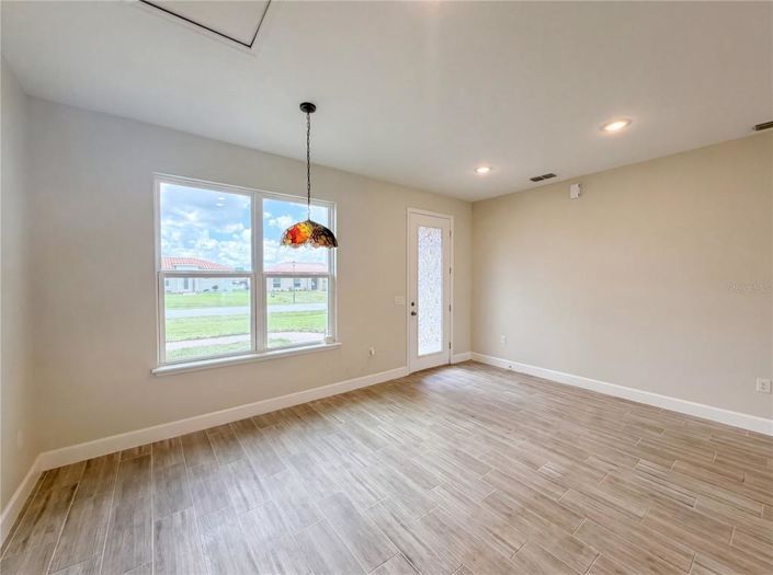Image No.7-4 Bed House for sale