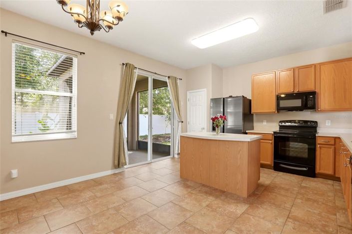 Image No.12-3 Bed House for sale