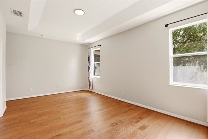 Image No.20-3 Bed House for sale