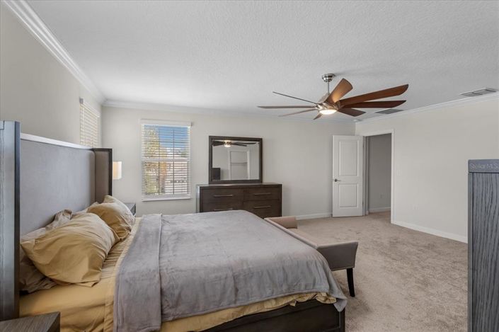 Image No.20-6 Bed House for sale