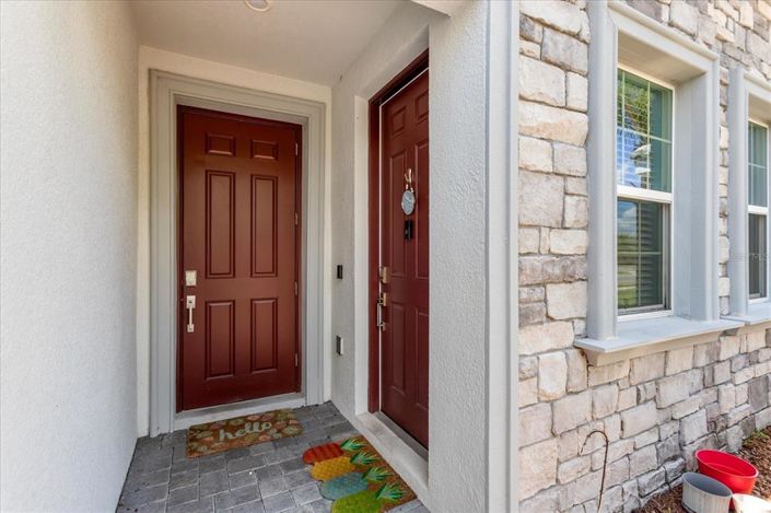Image No.5-6 Bed House for sale