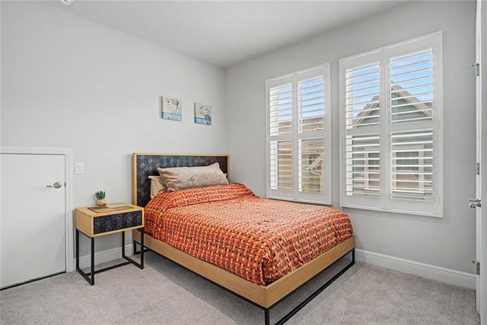 Image No.17-3 Bed House for sale