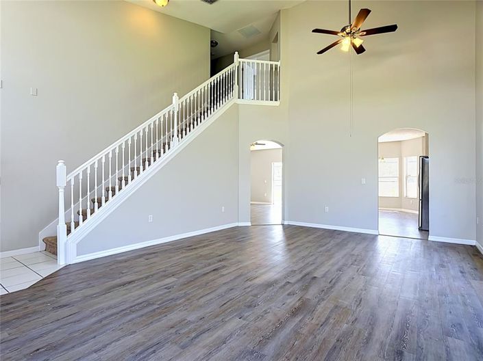 Image No.2-4 Bed House for sale