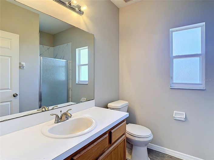 Image No.20-4 Bed House for sale