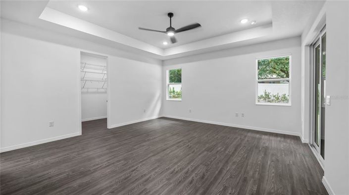 Image No.20-4 Bed House for sale