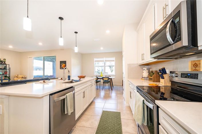Image No.3-5 Bed House for sale