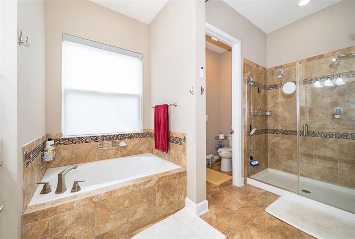 Image No.20-4 Bed House for sale