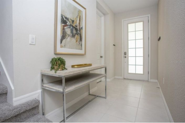 Image No.14-5 Bed Townhouse for sale