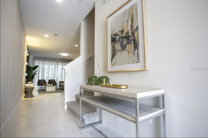 Image No.15-5 Bed Townhouse for sale