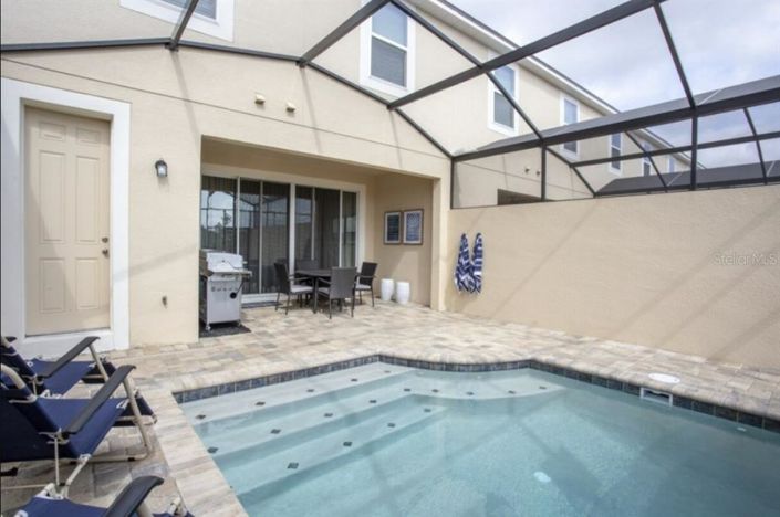 Image No.28-5 Bed Townhouse for sale