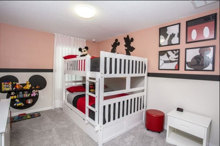 Image No.43-5 Bed Townhouse for sale