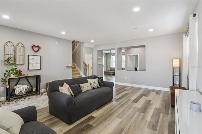 Image No.9-4 Bed House for sale