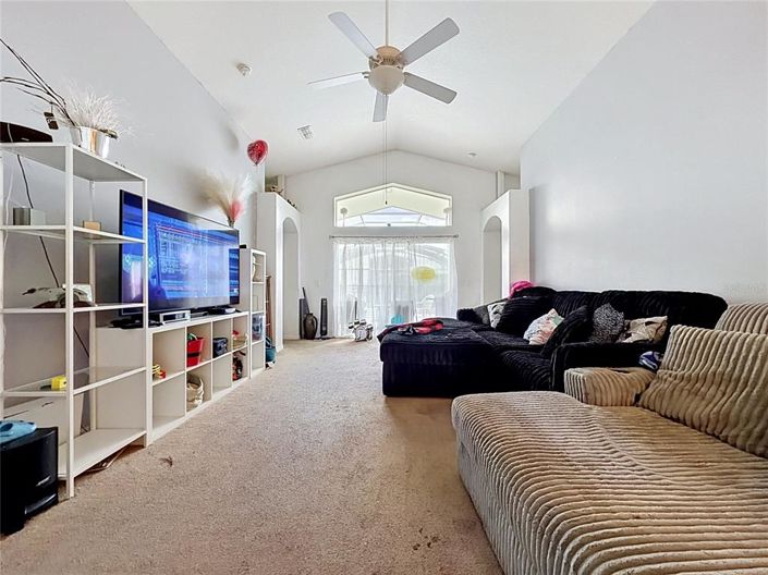 Image No.3-4 Bed House for sale