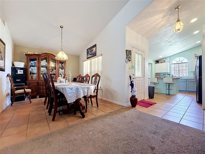 Image No.9-4 Bed House for sale