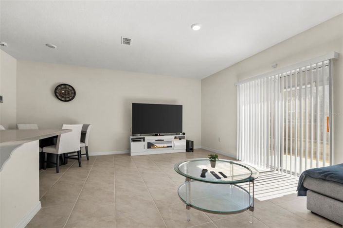 Image No.4-3 Bed Townhouse for sale