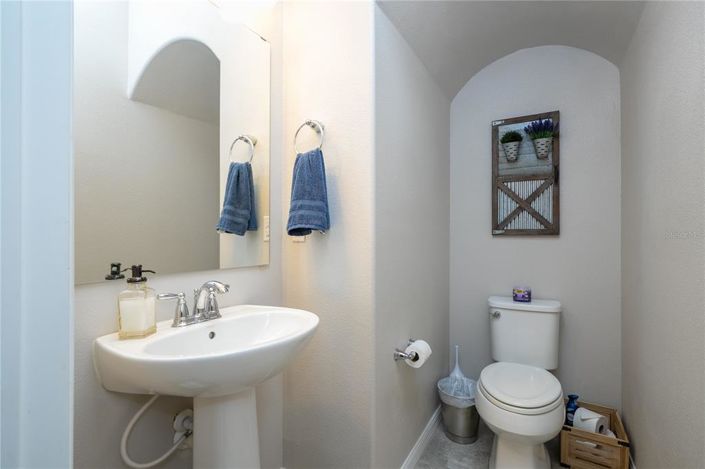 Image No.28-3 Bed Townhouse for sale