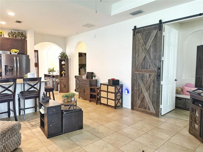 Image No.15-3 Bed House for sale