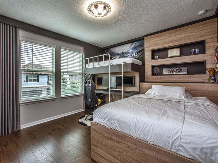Image No.37-4 Bed House for sale