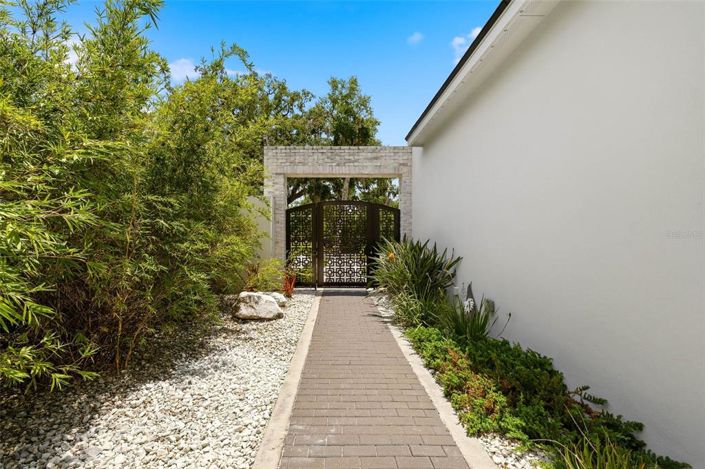 Image No.4-4 Bed House for sale