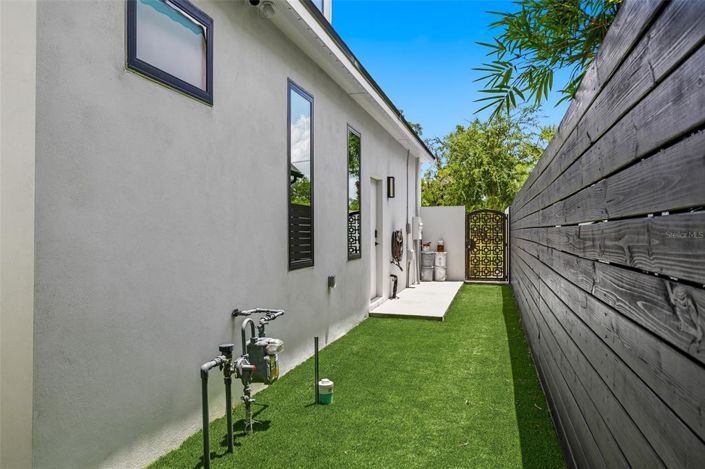 Image No.49-4 Bed House for sale