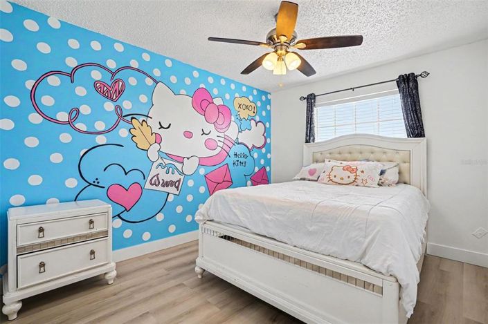 Image No.22-6 Bed House for sale