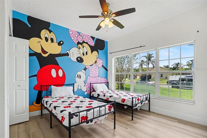 Image No.24-6 Bed House for sale