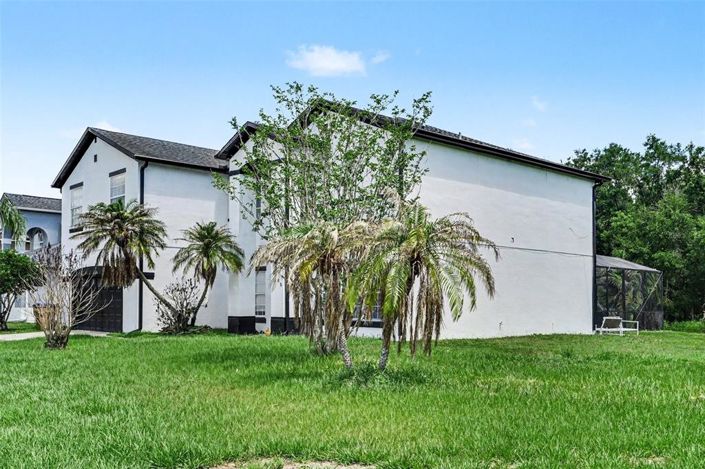 Image No.6-6 Bed House for sale