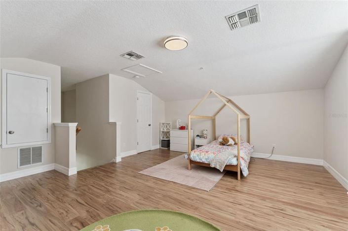 Image No.21-4 Bed House for sale