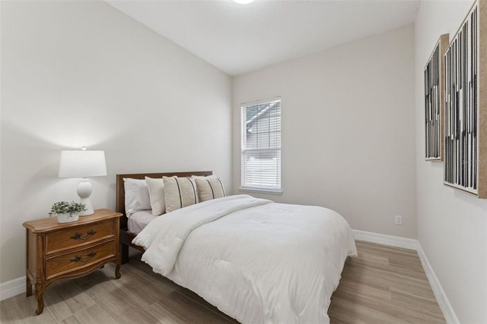 Image No.27-4 Bed House for sale