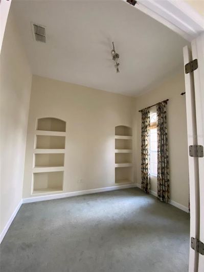 Image No.30-4 Bed House for sale