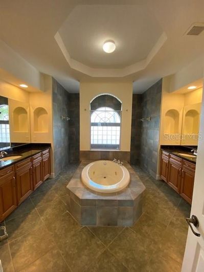 Image No.35-4 Bed House for sale
