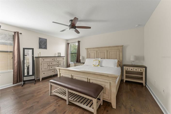 Image No.27-3 Bed House for sale