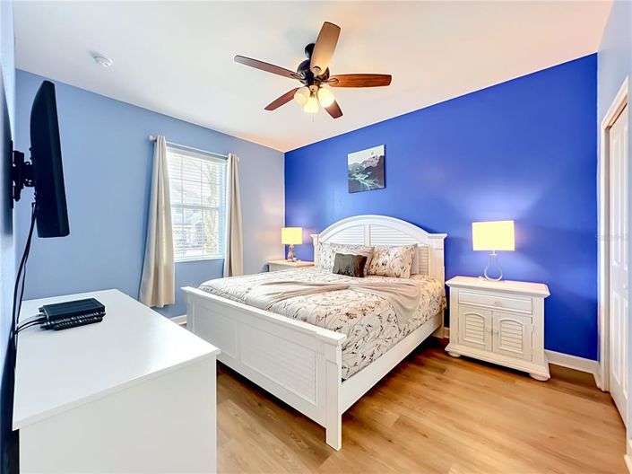 Image No.26-8 Bed House for sale