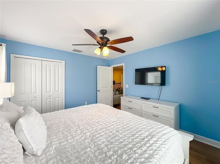 Image No.48-8 Bed House for sale